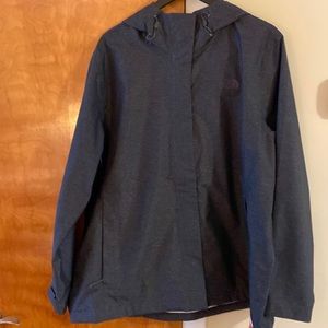 Brand New with tags Womens 3X North face Coat / Jacket . Color / Black